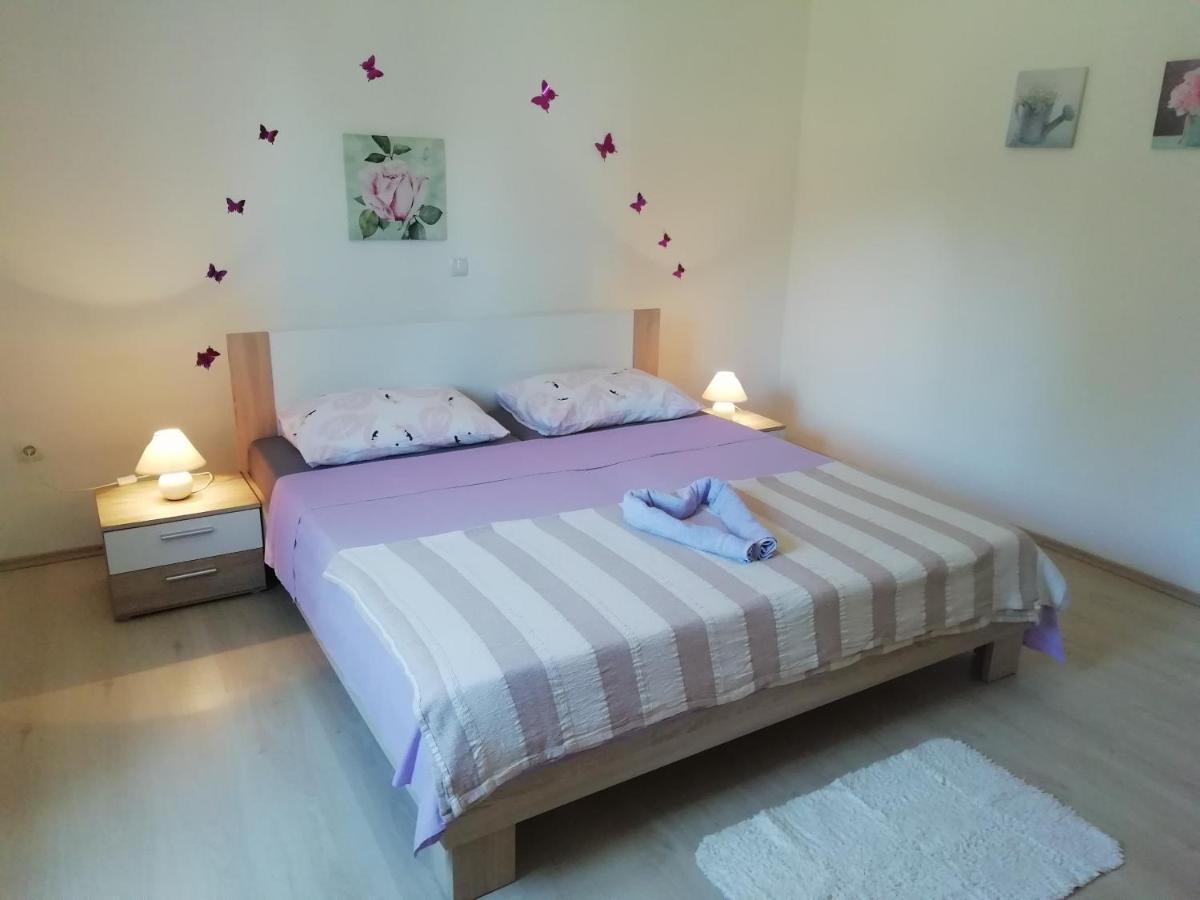 Vacation Home Katarina Нин Экстерьер фото